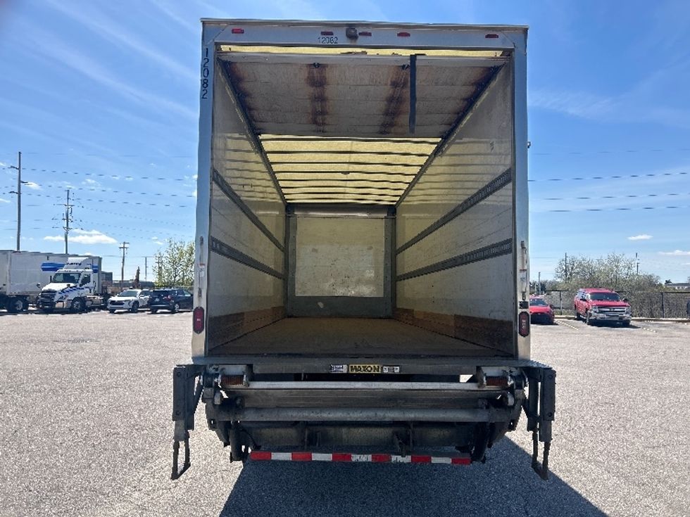 Medium Duty Box Truck-Light and Medium Duty Trucks-International-2020-MV607-Lansing-MI-189,093\n\t\tmiles-$ 33,750 - Image 8