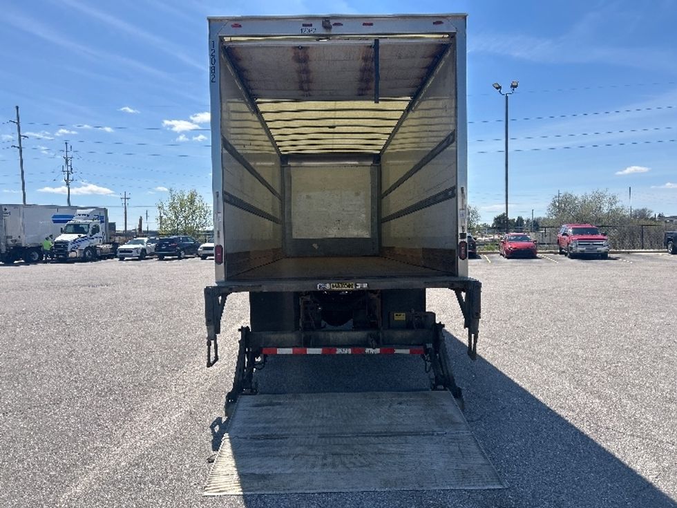 Medium Duty Box Truck-Light and Medium Duty Trucks-International-2020-MV607-Lansing-MI-189,093\n\t\tmiles-$ 33,750 - Image 9