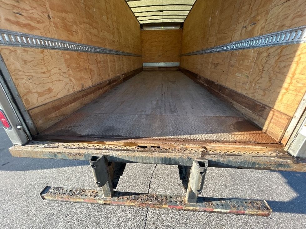 Medium Duty Box Truck-Light and Medium Duty Trucks-International-2020-MV607-Lansing-MI-219,496\n\t\tmiles-$ 25,250 - Image 10