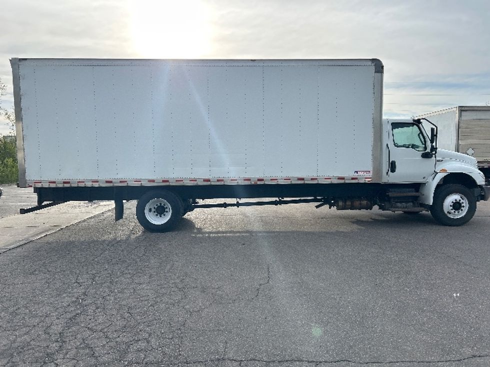 Medium Duty Box Truck-Light and Medium Duty Trucks-International-2020-MV607-Lansing-MI-219,496\n\t\tmiles-$ 25,250 - Image 15