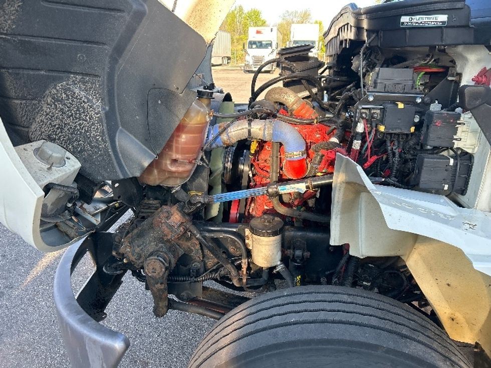 Medium Duty Box Truck-Light and Medium Duty Trucks-International-2020-MV607-Lansing-MI-219,496\n\t\tmiles-$ 25,250 - Image 24