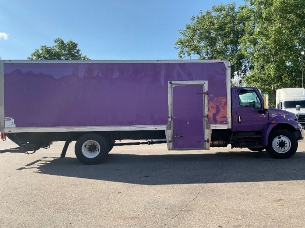 Medium Duty Box Truck-Light and Medium Duty Trucks-International-2020-MV607-Lansing-MI-219,538\n\t\tmiles-$ 32,250 - Image 15