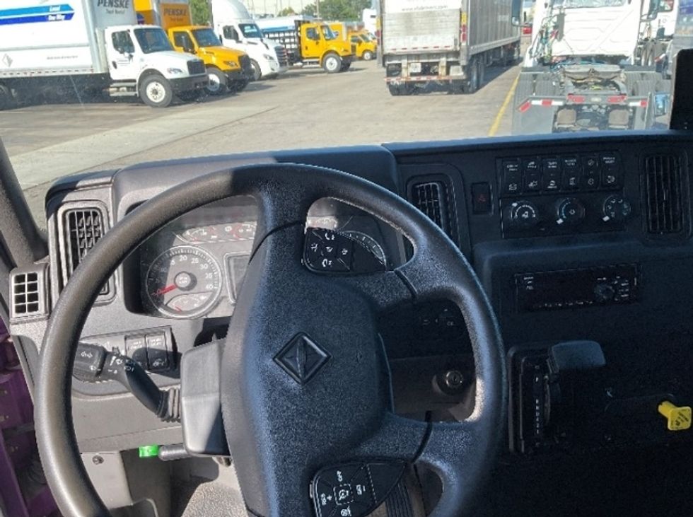 Medium Duty Box Truck-Light and Medium Duty Trucks-International-2020-MV607-Lansing-MI-219,538\n\t\tmiles-$ 32,250 - Image 18