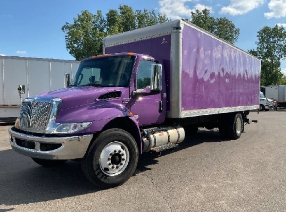 Medium Duty Box Truck-Light and Medium Duty Trucks-International-2020-MV607-Lansing-MI-219,538\n\t\tmiles-$ 32,250 - Image 3