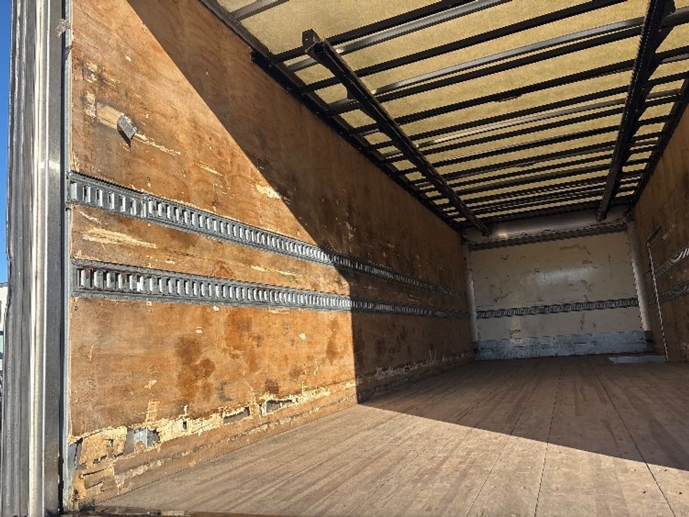 Medium Duty Box Truck-Light and Medium Duty Trucks-International-2020-MV607-Lansing-MI-222,022\n\t\tmiles-$ 32,500 - Image 11