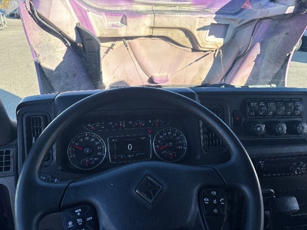 Medium Duty Box Truck-Light and Medium Duty Trucks-International-2020-MV607-Lansing-MI-222,022\n\t\tmiles-$ 32,500 - Image 17