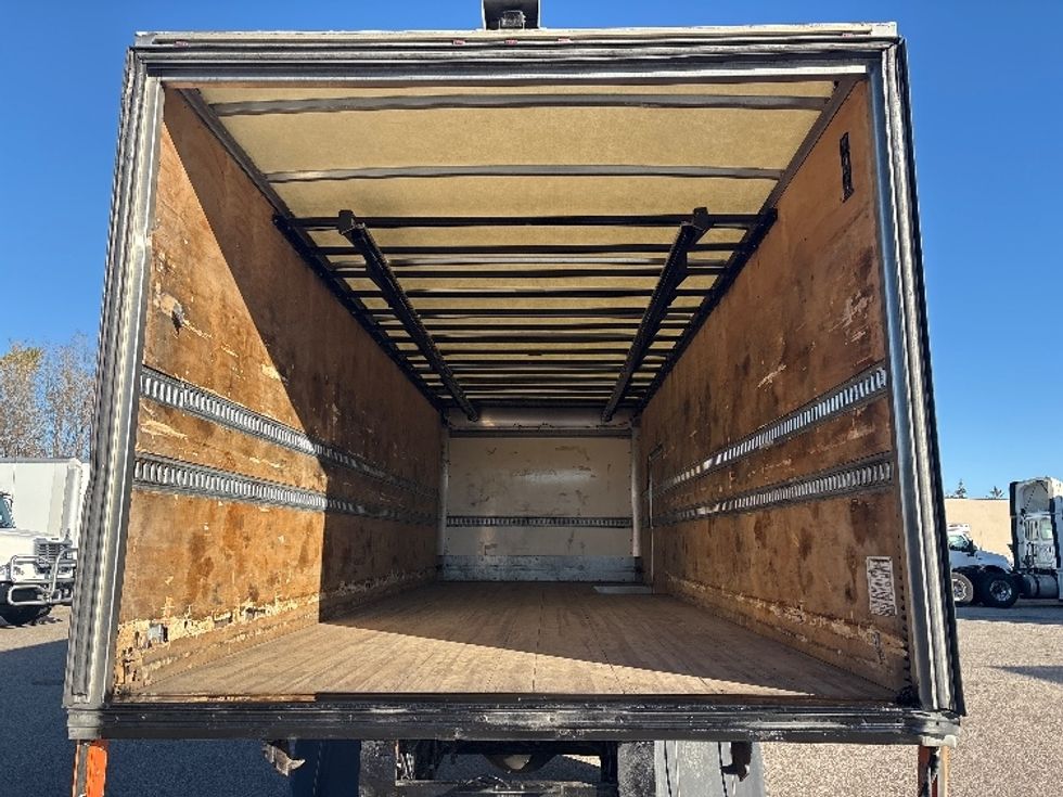 Medium Duty Box Truck-Light and Medium Duty Trucks-International-2020-MV607-Lansing-MI-222,022\n\t\tmiles-$ 32,500 - Image 8