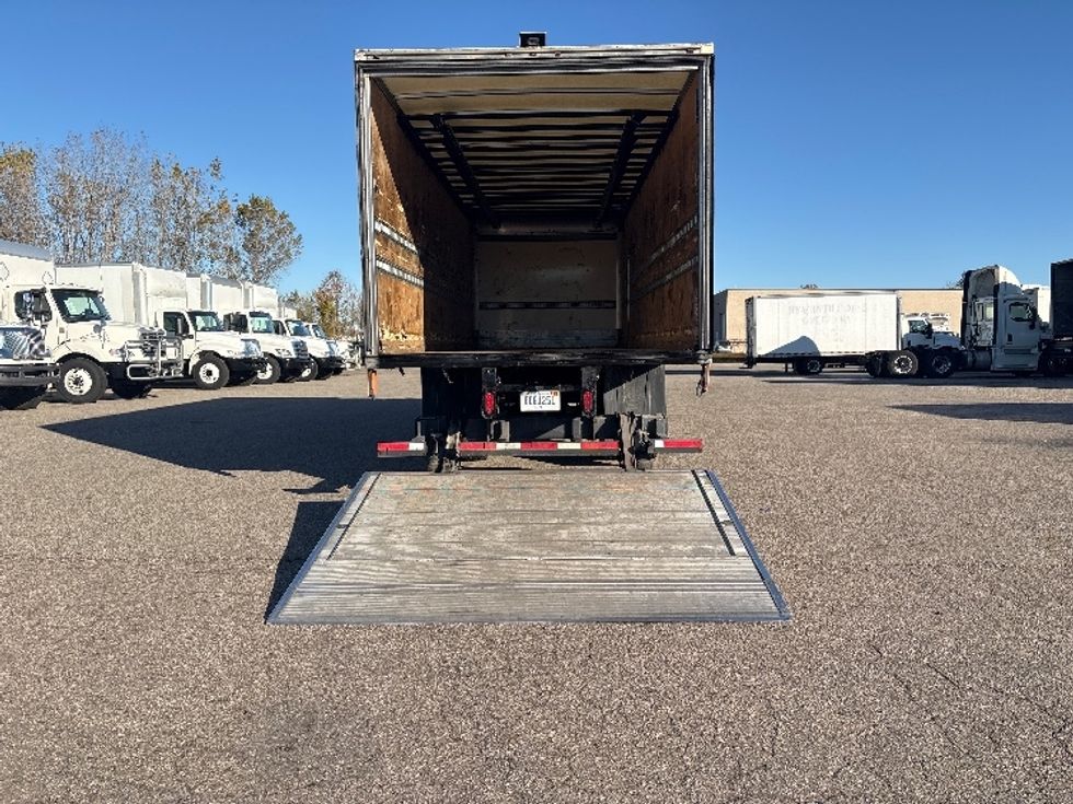 Medium Duty Box Truck-Light and Medium Duty Trucks-International-2020-MV607-Lansing-MI-222,022\n\t\tmiles-$ 32,500 - Image 9
