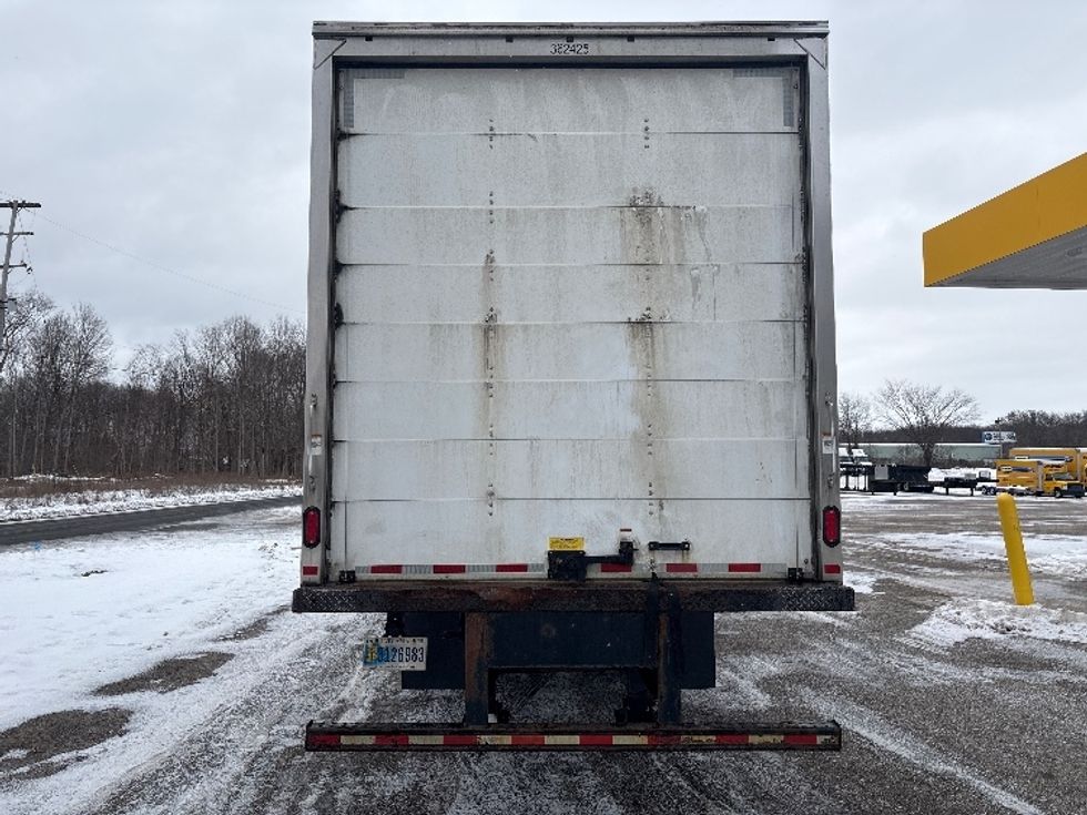 Medium Duty Box Truck-Light and Medium Duty Trucks-International-2020-MV607-Lansing-MI-231,920\n\t\tmiles-$ 33,250 - Image 7