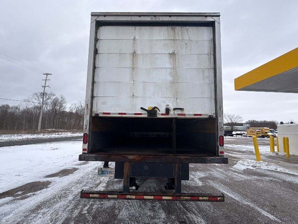Medium Duty Box Truck-Light and Medium Duty Trucks-International-2020-MV607-Lansing-MI-231,920\n\t\tmiles-$ 33,250 - Image 9