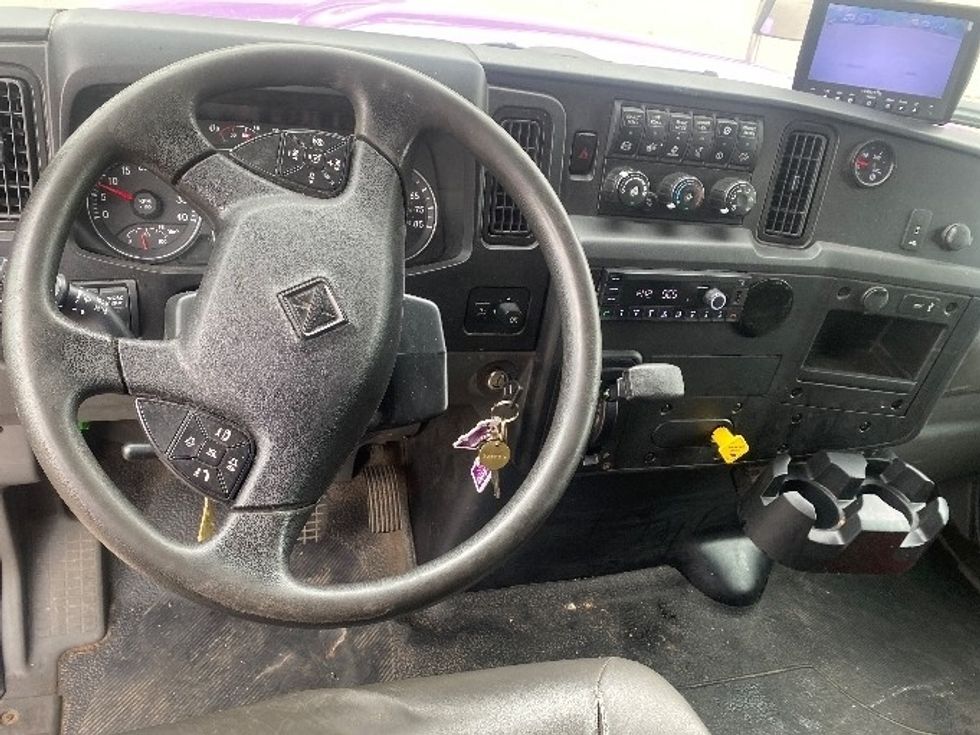 Medium Duty Box Truck-Light and Medium Duty Trucks-International-2020-MV607-Lansing-MI-247,288\n\t\tmiles-$ 26,000 - Image 18