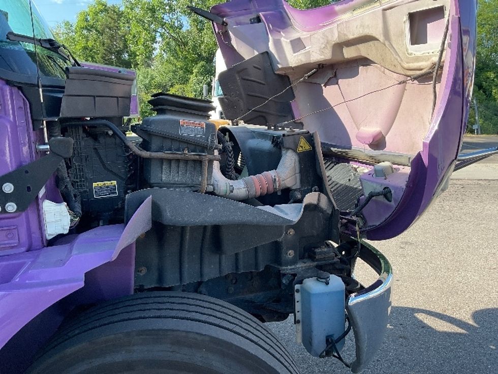 Medium Duty Box Truck-Light and Medium Duty Trucks-International-2020-MV607-Lansing-MI-248,197\n\t\tmiles-$ 27,250 - Image 23