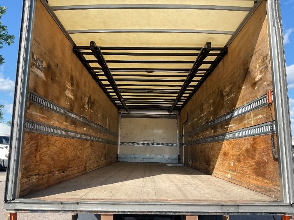 Medium Duty Box Truck-Light and Medium Duty Trucks-International-2020-MV607-Lansing-MI-248,197\n\t\tmiles-$ 27,250 - Image 8