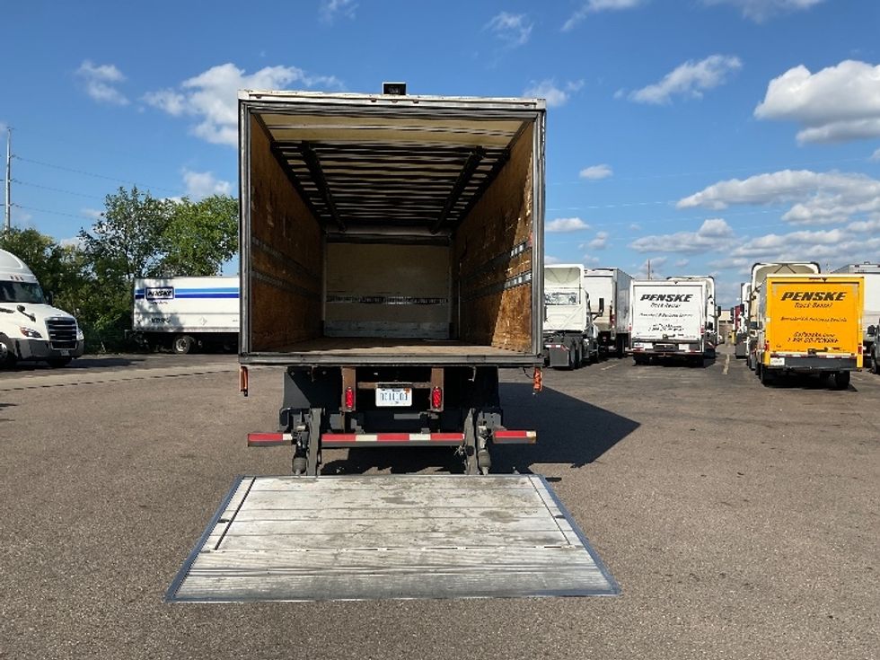 Medium Duty Box Truck-Light and Medium Duty Trucks-International-2020-MV607-Lansing-MI-248,197\n\t\tmiles-$ 27,250 - Image 9