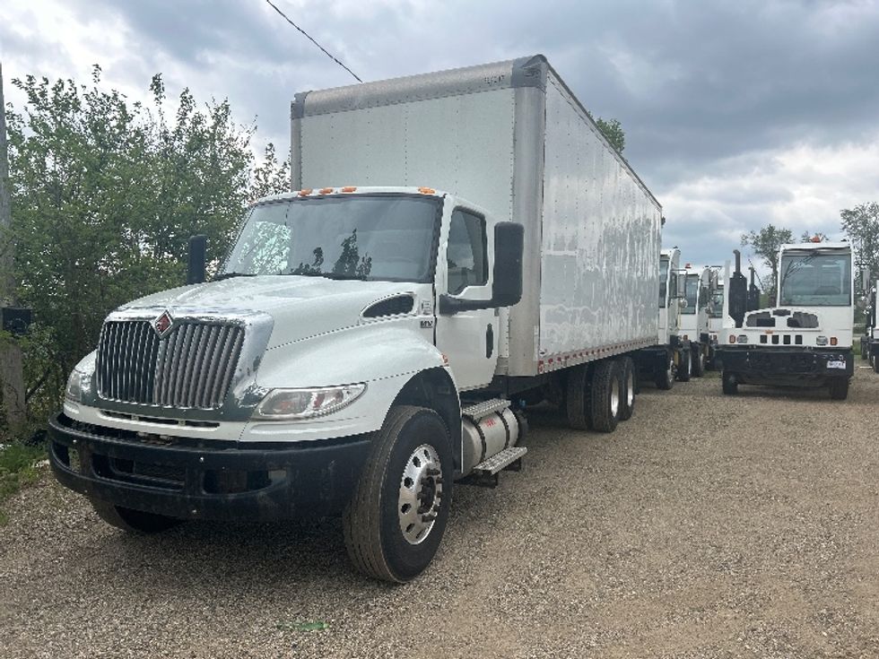 Medium Duty Box Truck-Light and Medium Duty Trucks-International-2020-MV607-Lansing-MI-270,629\n\t\tmiles-$ 33,000 - Image 1