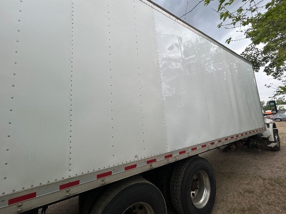 Medium Duty Box Truck-Light and Medium Duty Trucks-International-2020-MV607-Lansing-MI-270,629\n\t\tmiles-$ 33,000 - Image 13
