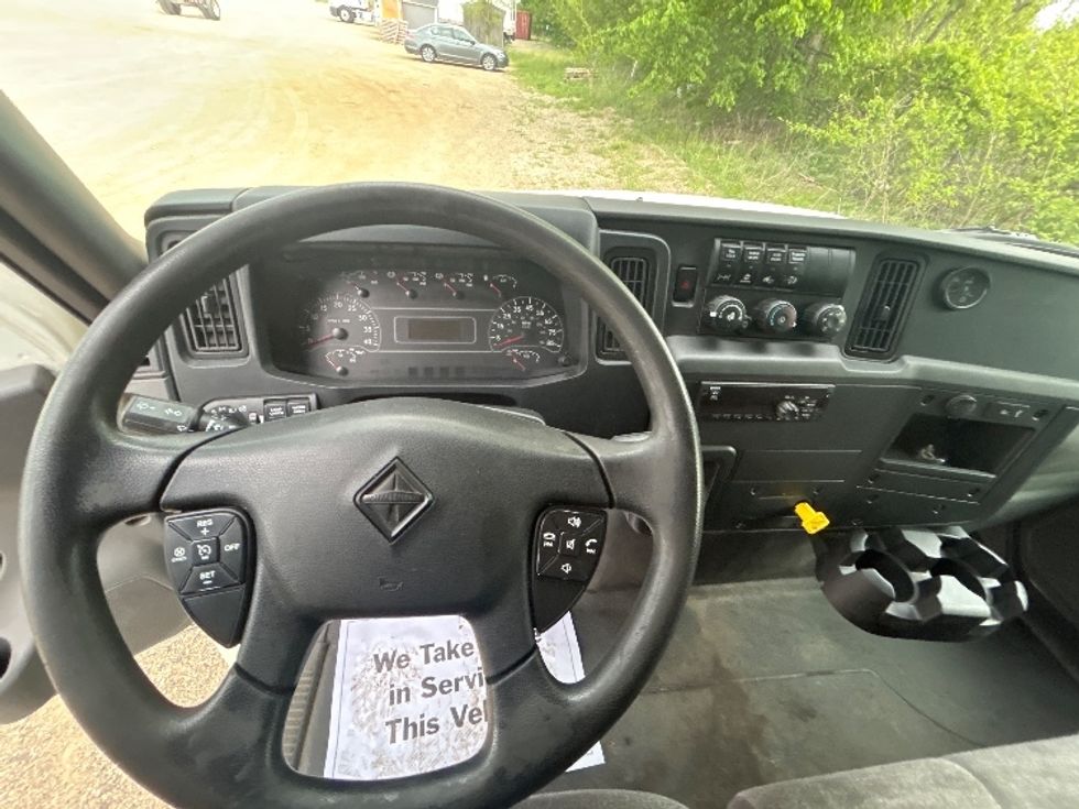 Medium Duty Box Truck-Light and Medium Duty Trucks-International-2020-MV607-Lansing-MI-270,629\n\t\tmiles-$ 33,000 - Image 18