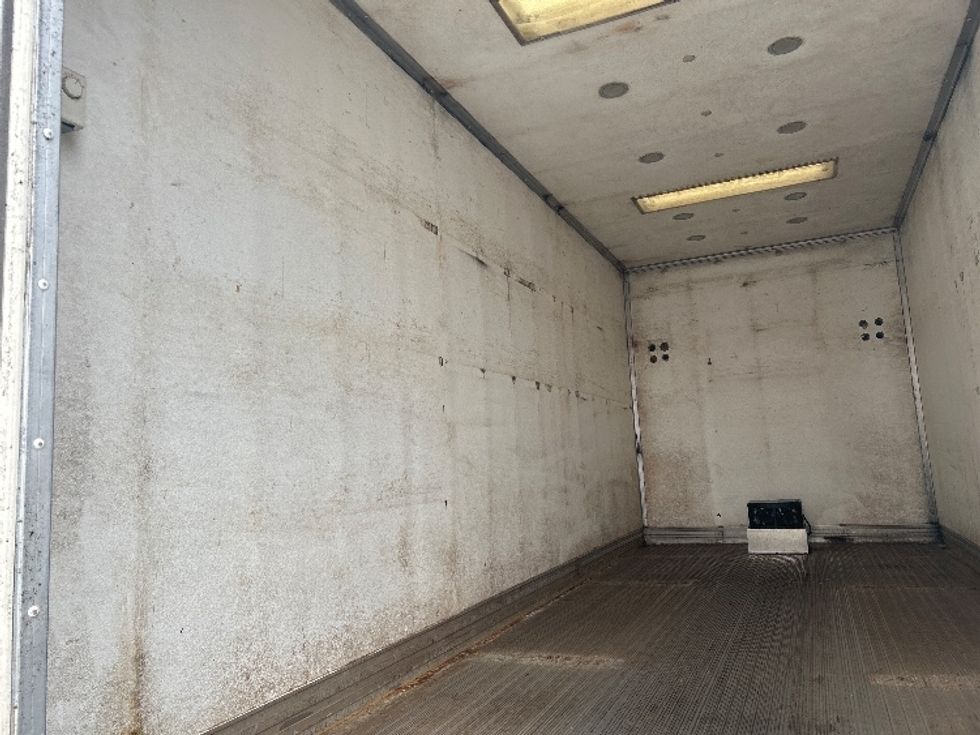 Medium Duty Box Truck-Light and Medium Duty Trucks-International-2020-MV607-Lansing-MI-278,900\n\t\tmiles-$ 23,250 - Image 10