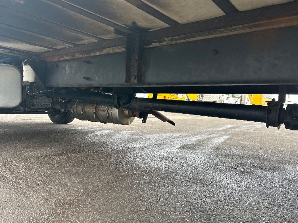 Medium Duty Box Truck-Light and Medium Duty Trucks-International-2020-MV607-Lansing-MI-278,900\n\t\tmiles-$ 23,250 - Image 5