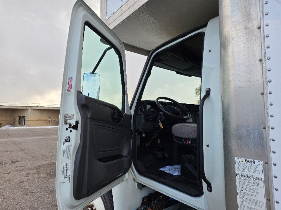 Medium Duty Box Truck-Light and Medium Duty Trucks-International-2020-MV607-Lansing-MI-308,510\n\t\tmiles-$ 30,000 - Image 15