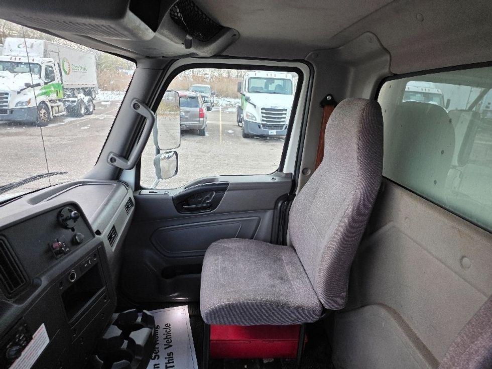 Medium Duty Box Truck-Light and Medium Duty Trucks-International-2020-MV607-Lansing-MI-308,510\n\t\tmiles-$ 30,000 - Image 18