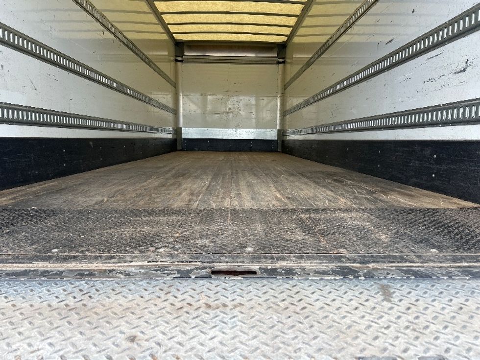 Medium Duty Box Truck-Light and Medium Duty Trucks-International-2020-MV607-Lansing-MI-31,018\n\t\tmiles-$ 62,250 - Image 10