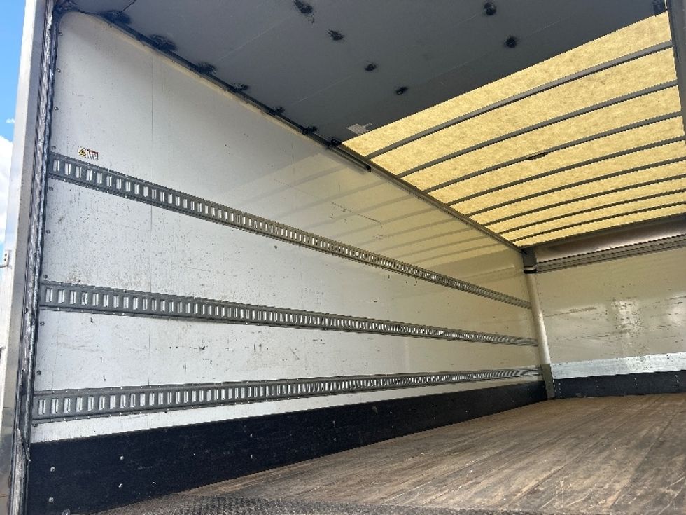 Medium Duty Box Truck-Light and Medium Duty Trucks-International-2020-MV607-Lansing-MI-31,018\n\t\tmiles-$ 62,250 - Image 11