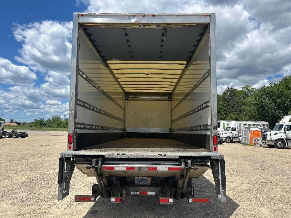 Medium Duty Box Truck-Light and Medium Duty Trucks-International-2020-MV607-Lansing-MI-31,018\n\t\tmiles-$ 62,250 - Image 8