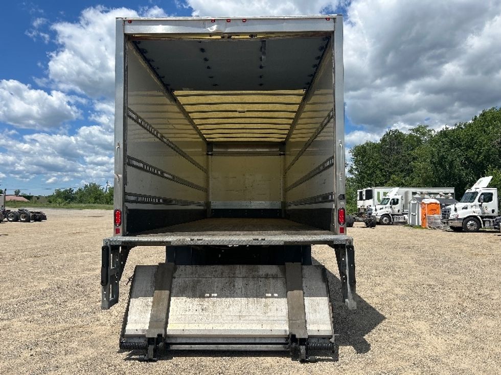 Medium Duty Box Truck-Light and Medium Duty Trucks-International-2020-MV607-Lansing-MI-31,018\n\t\tmiles-$ 62,250 - Image 9