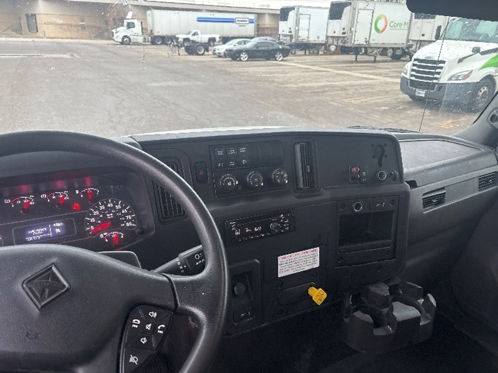 Medium Duty Box Truck-Light and Medium Duty Trucks-International-2020-MV607-Lansing-MI-313,324\n\t\tmiles-$ 29,250 - Image 18