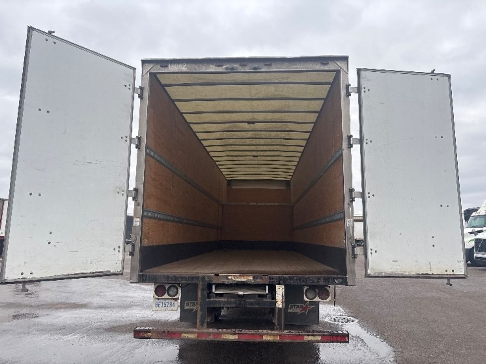 Medium Duty Box Truck-Light and Medium Duty Trucks-International-2020-MV607-Lansing-MI-313,324\n\t\tmiles-$ 29,250 - Image 8