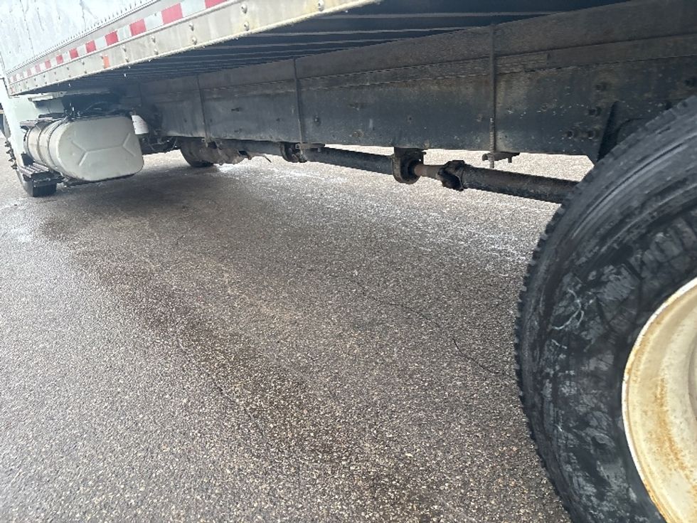 Medium Duty Box Truck-Light and Medium Duty Trucks-International-2020-MV607-Lansing-MI-337,803\n\t\tmiles-$ 25,500 - Image 5