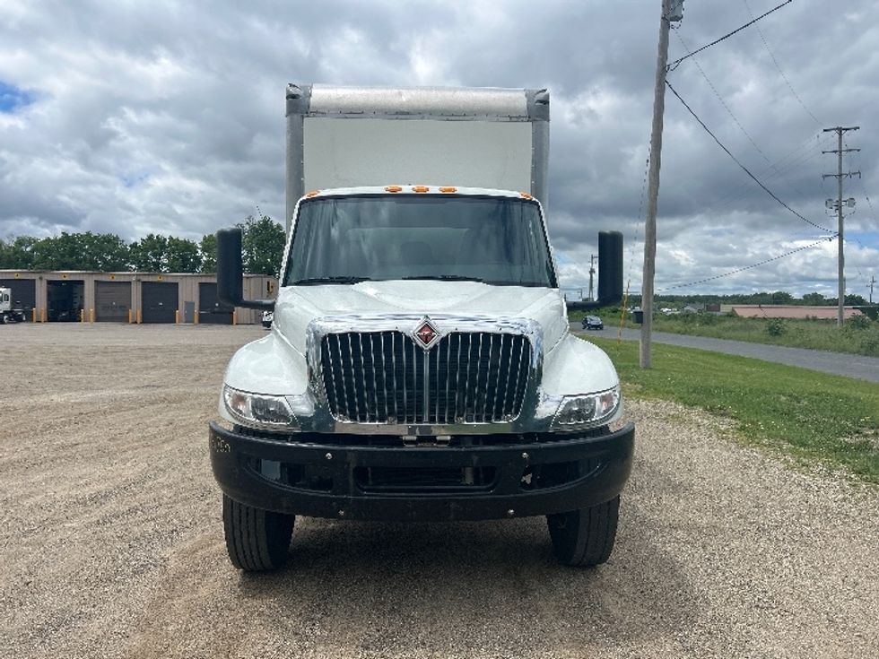 Medium Duty Box Truck-Light and Medium Duty Trucks-International-2020-MV607-Lansing-MI-98,000\n\t\tmiles-$ 48,750 - Image 2