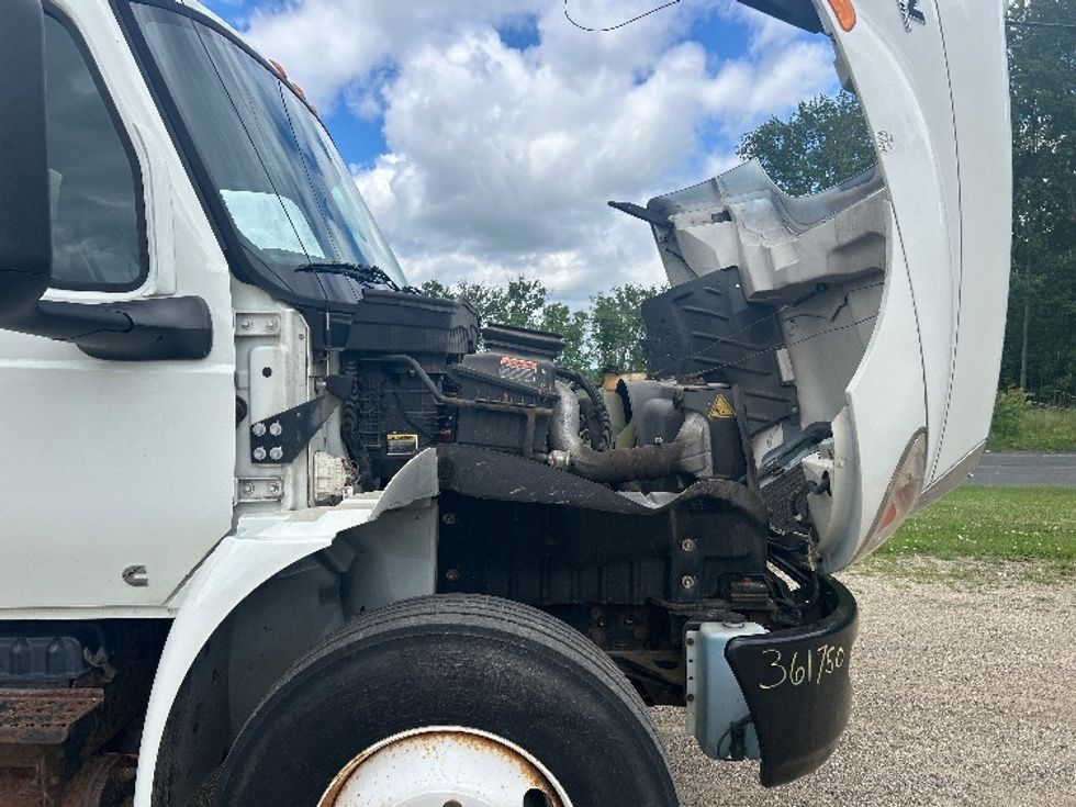 Medium Duty Box Truck-Light and Medium Duty Trucks-International-2020-MV607-Lansing-MI-98,000\n\t\tmiles-$ 48,750 - Image 23