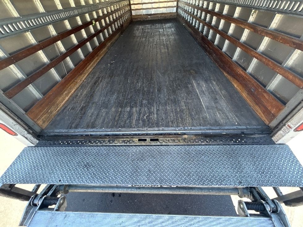 Medium Duty Box Truck-Light and Medium Duty Trucks-International-2020-MV607-Las Vegas-NV-123,103\n\t\tmiles-$ 51,750 - Image 10