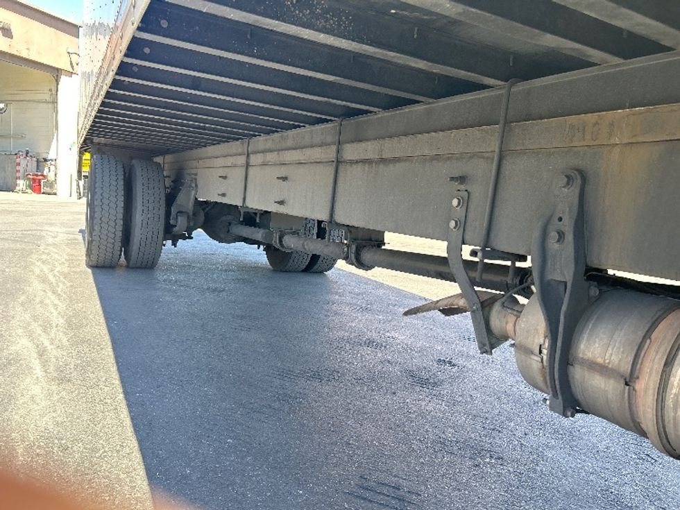 Medium Duty Box Truck-Light and Medium Duty Trucks-International-2020-MV607-Las Vegas-NV-123,103\n\t\tmiles-$ 51,750 - Image 14