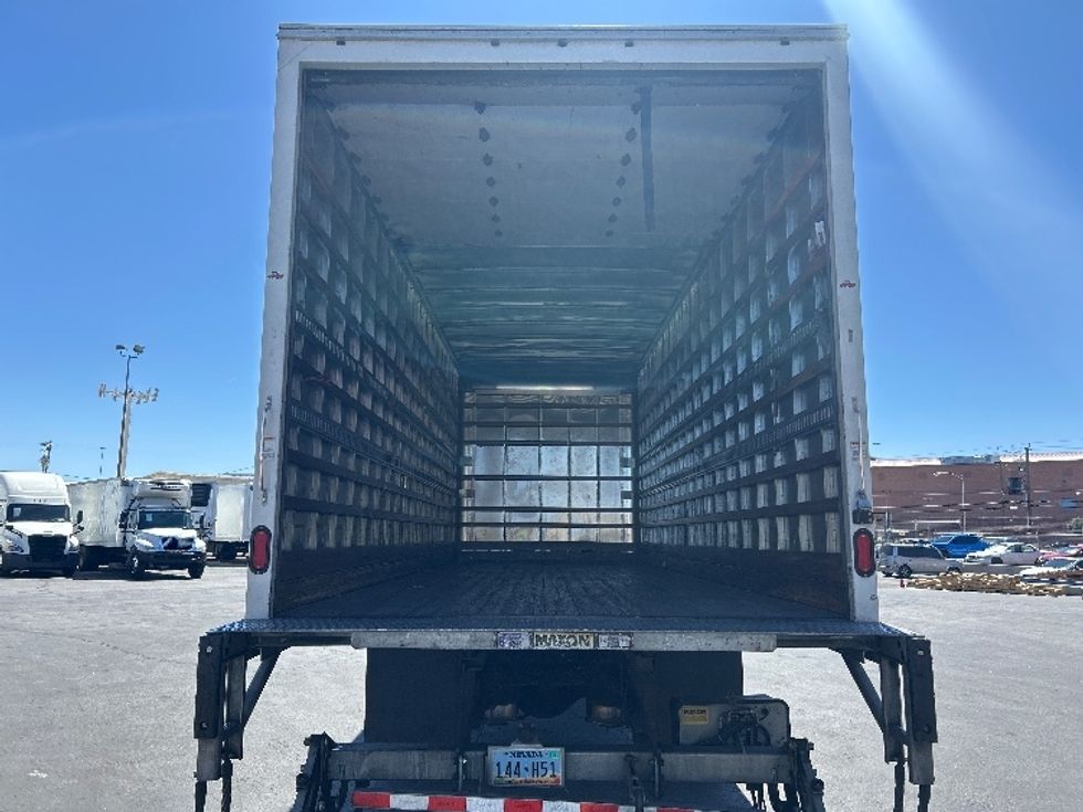 Medium Duty Box Truck-Light and Medium Duty Trucks-International-2020-MV607-Las Vegas-NV-123,103\n\t\tmiles-$ 51,750 - Image 8