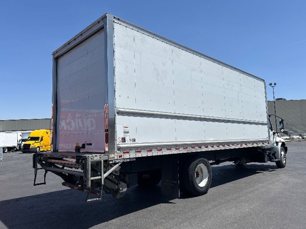 Medium Duty Box Truck-Light and Medium Duty Trucks-International-2020-MV607-Las Vegas-NV-213,456\n\t\tmiles-$ 41,000 - Image 13