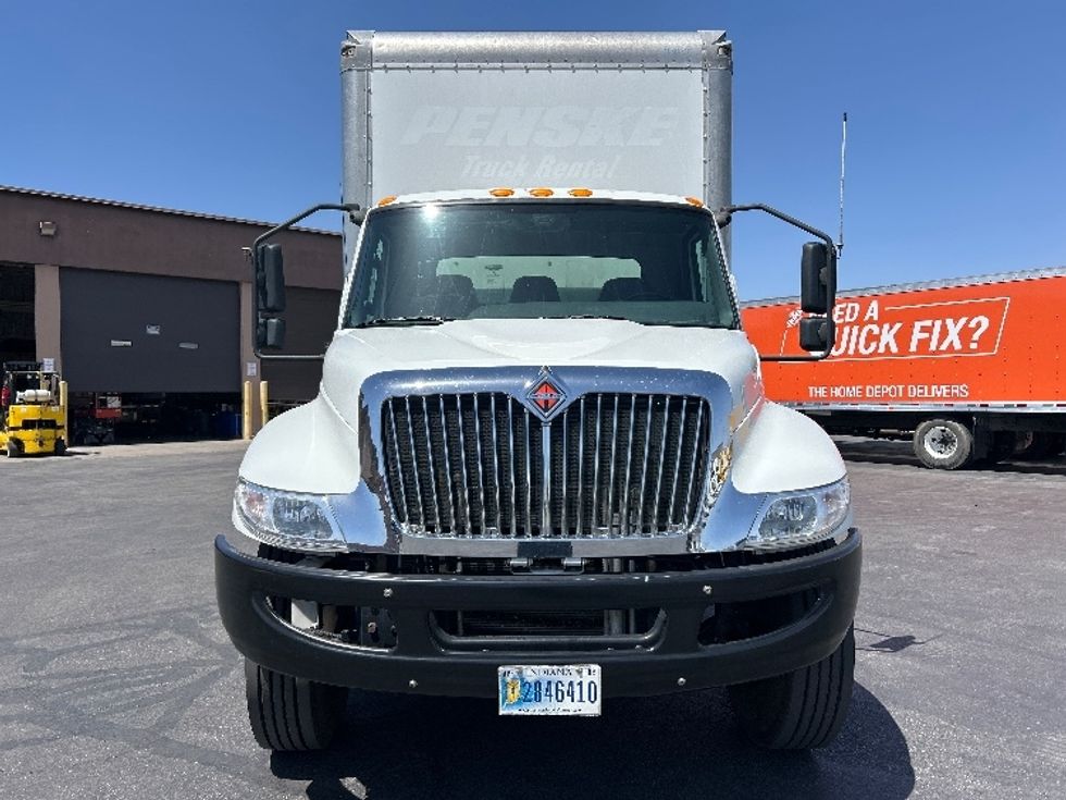 Medium Duty Box Truck-Light and Medium Duty Trucks-International-2020-MV607-Las Vegas-NV-213,456\n\t\tmiles-$ 41,000 - Image 2