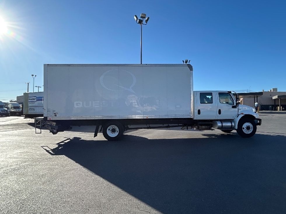 Medium Duty Box Truck-Light and Medium Duty Trucks-International-2020-MV607-Las Vegas-NV-48,630\n\t\tmiles-$ 74,500 - Image 15