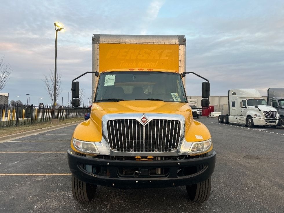 Medium Duty Box Truck-Light and Medium Duty Trucks-International-2020-MV607-Lenexa-KS-175,346\n\t\tmiles-$ 32,500 - Image 2
