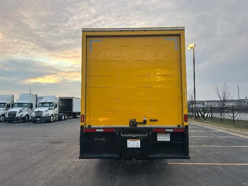 Medium Duty Box Truck-Light and Medium Duty Trucks-International-2020-MV607-Lenexa-KS-175,346\n\t\tmiles-$ 32,500 - Image 7
