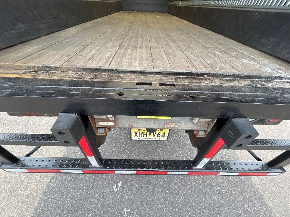 Medium Duty Box Truck-Light and Medium Duty Trucks-International-2020-MV607-Linden-NJ-123,130\n\t\tmiles-$ 64,500 - Image 10