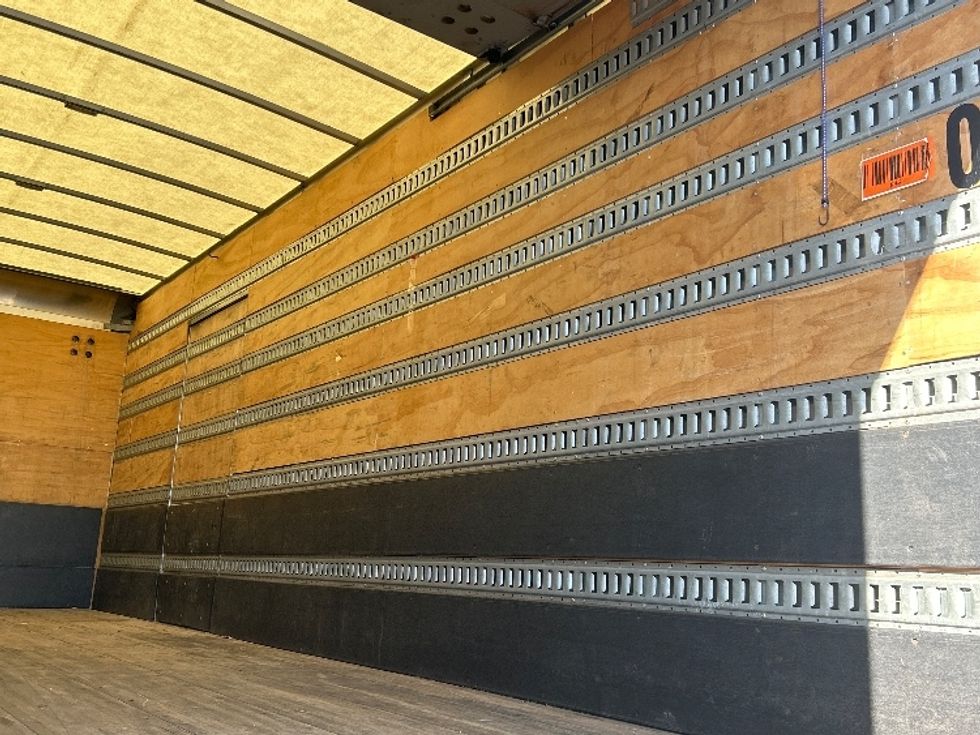 Medium Duty Box Truck-Light and Medium Duty Trucks-International-2020-MV607-Linden-NJ-155,720\n\t\tmiles-$ 60,750 - Image 12