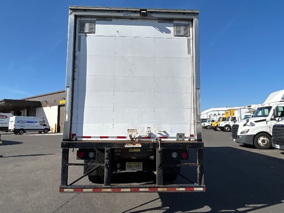 Medium Duty Box Truck-Light and Medium Duty Trucks-International-2020-MV607-Linden-NJ-155,720\n\t\tmiles-$ 60,750 - Image 7