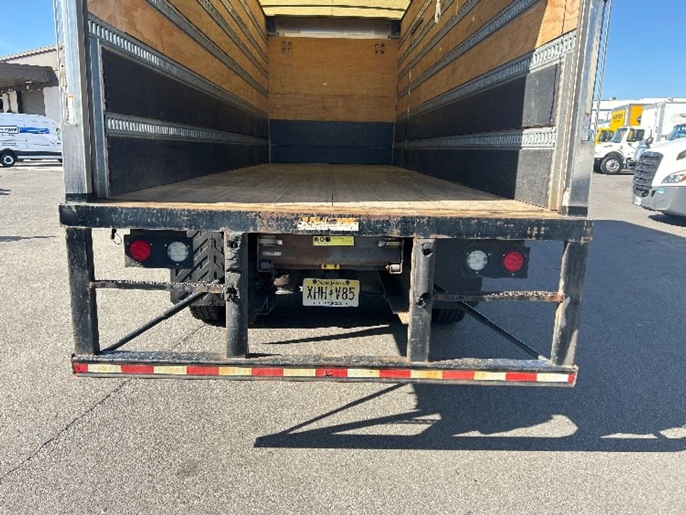 Medium Duty Box Truck-Light and Medium Duty Trucks-International-2020-MV607-Linden-NJ-155,720\n\t\tmiles-$ 60,750 - Image 9
