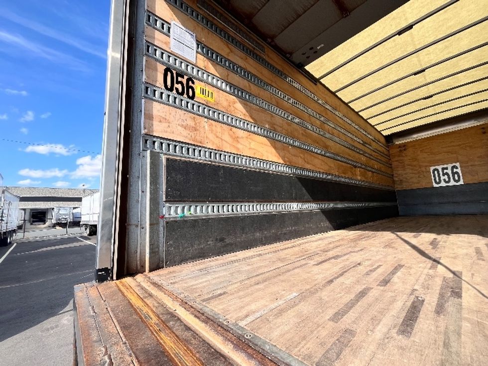 Medium Duty Box Truck-Light and Medium Duty Trucks-International-2020-MV607-Linden-NJ-155,898\n\t\tmiles-$ 60,750 - Image 10