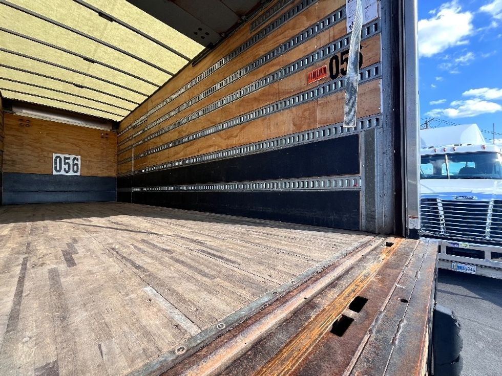 Medium Duty Box Truck-Light and Medium Duty Trucks-International-2020-MV607-Linden-NJ-155,898\n\t\tmiles-$ 60,750 - Image 11