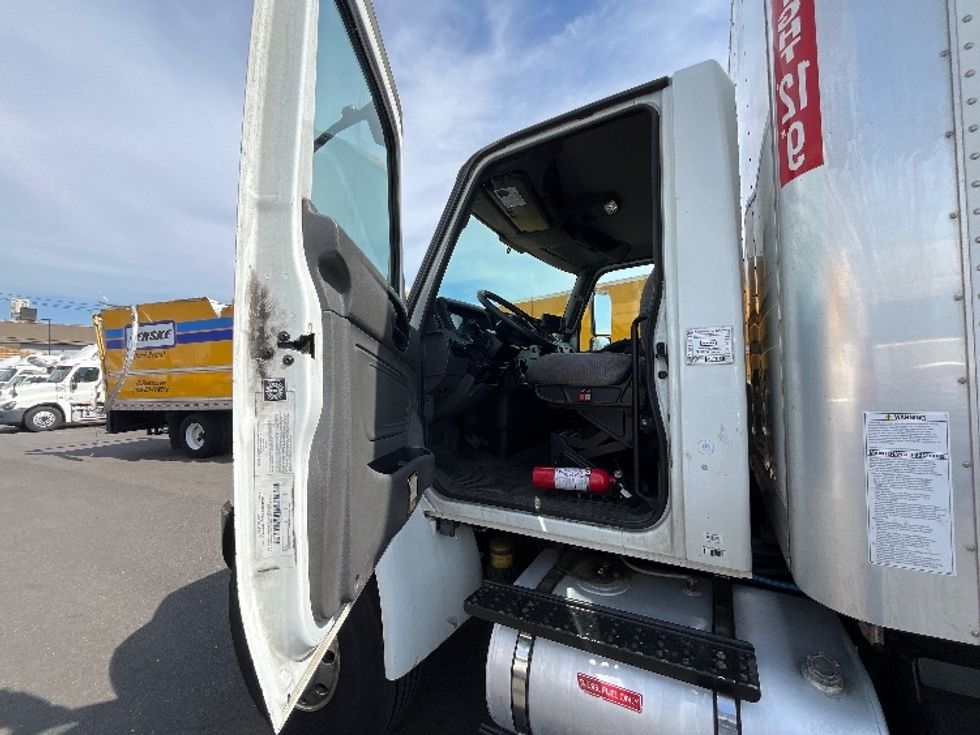 Medium Duty Box Truck-Light and Medium Duty Trucks-International-2020-MV607-Linden-NJ-165,964\n\t\tmiles-$ 58,500 - Image 15