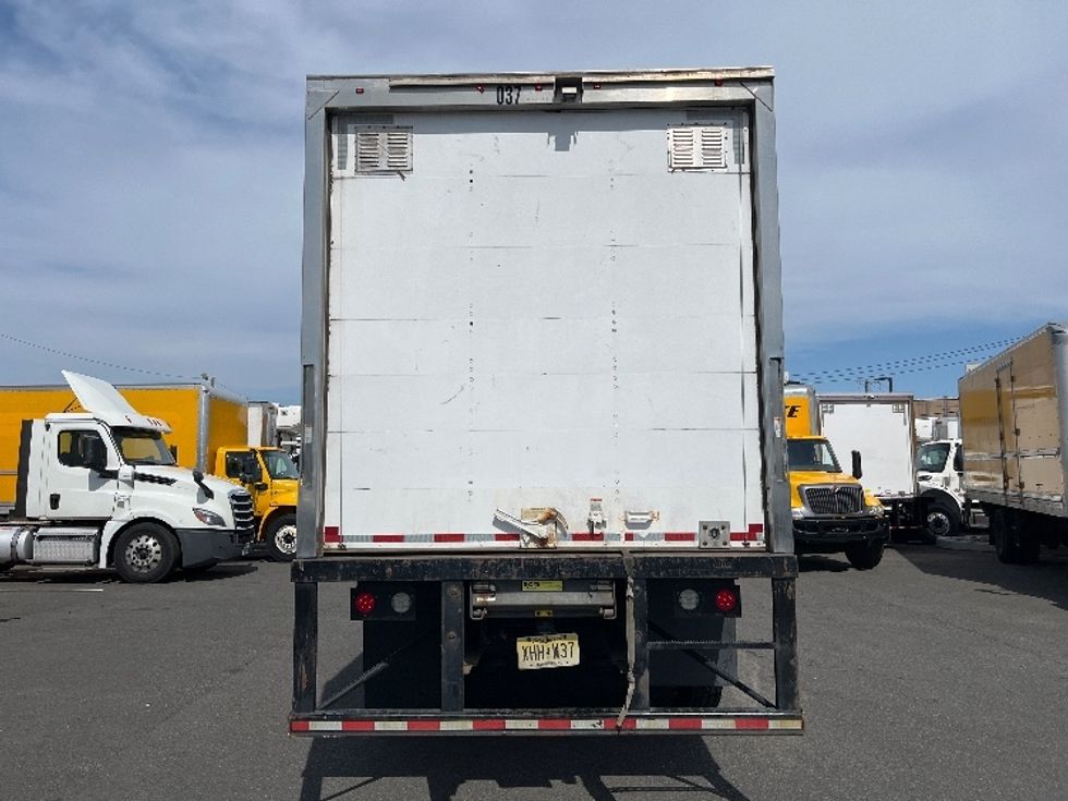 Medium Duty Box Truck-Light and Medium Duty Trucks-International-2020-MV607-Linden-NJ-165,964\n\t\tmiles-$ 58,500 - Image 7